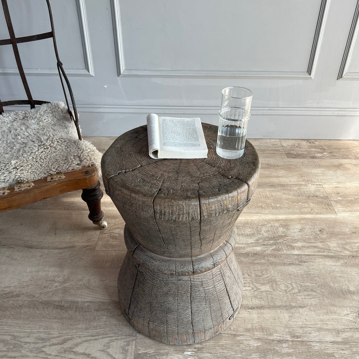 Rustic ancient elm wood round side table | Hidcote