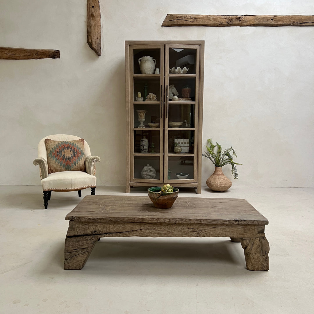 Antique rustic coffee table | Elber