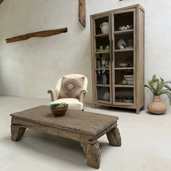 Antique rustic coffee table | Elber