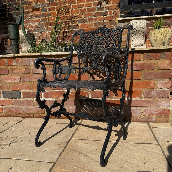Antique decorative cast iron Garden Chair
