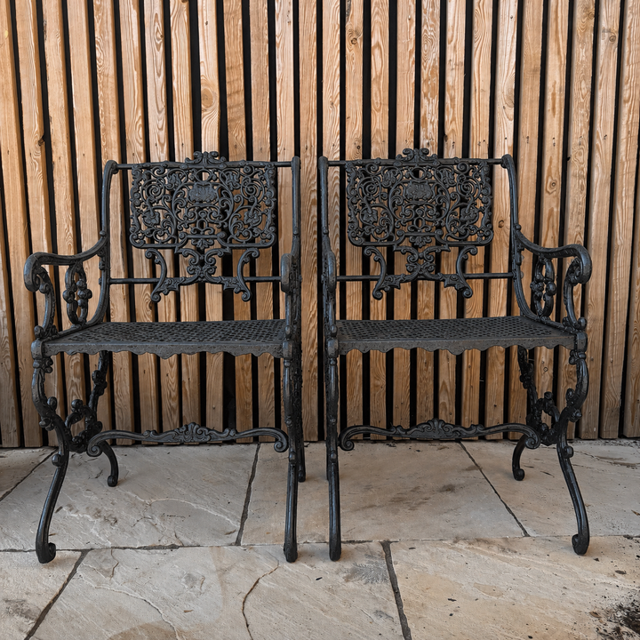 Antique decorative cast iron Garden Chair