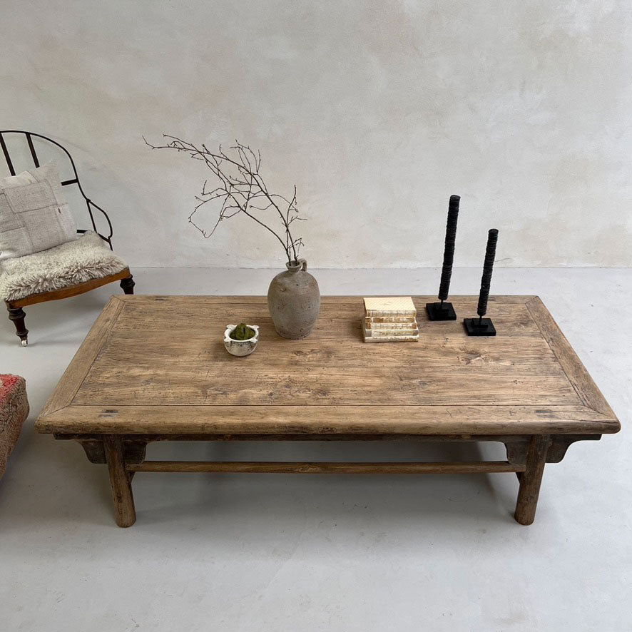 Antique Kang coffee table | Jolien