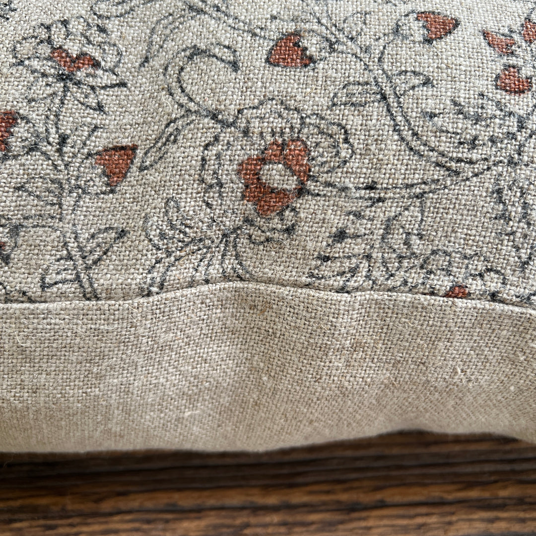 Linen floral cushion Natural