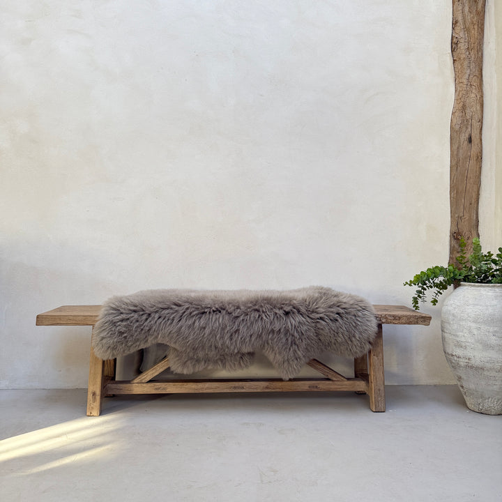 Long wool extra large truffle sheepskin