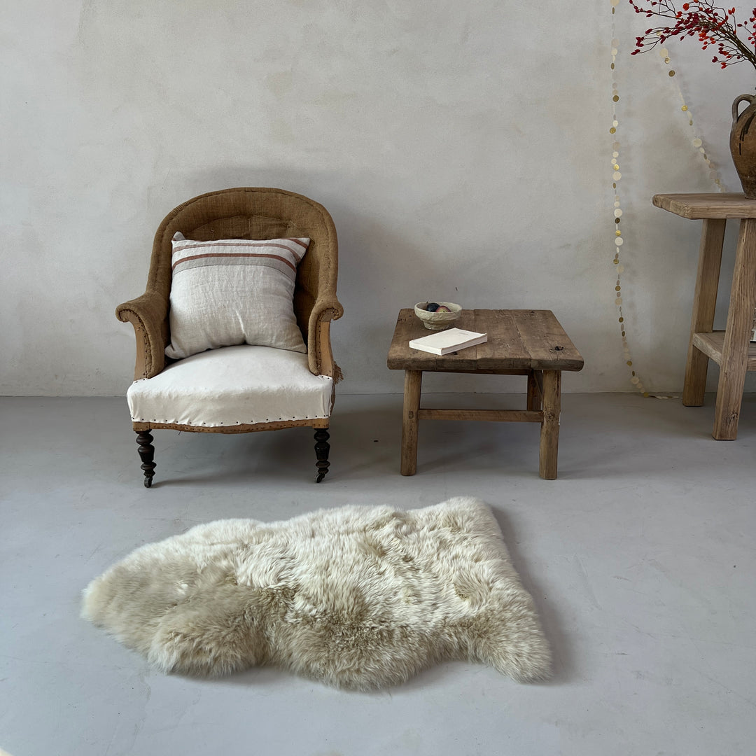 Long wool sheepskin | Frappe