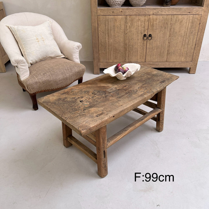 Medium Antique Coffee Tables