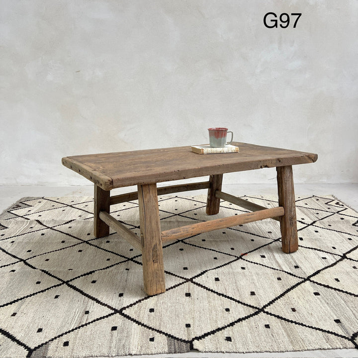 Medium Antique Coffee Tables G97