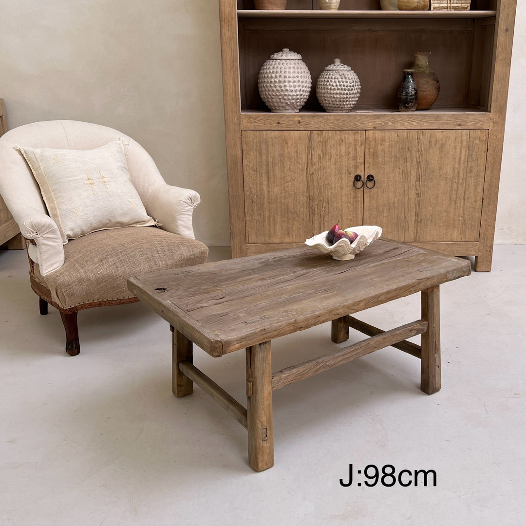 Medium Antique Coffee Tables