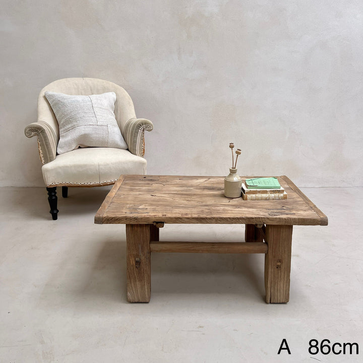 Medium Antique Coffee Tables a 