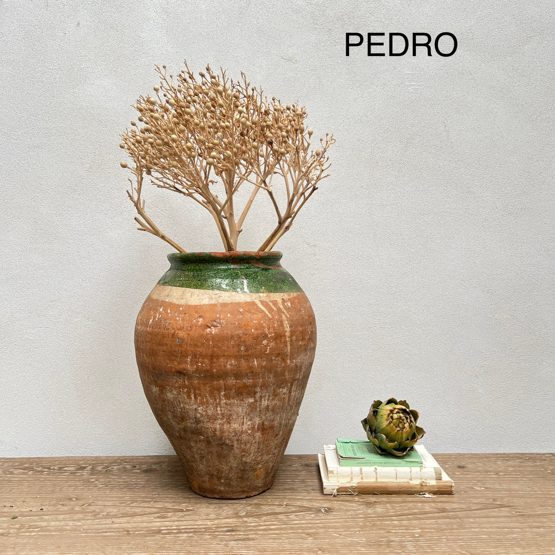 Medium Antique Urns | Olive 