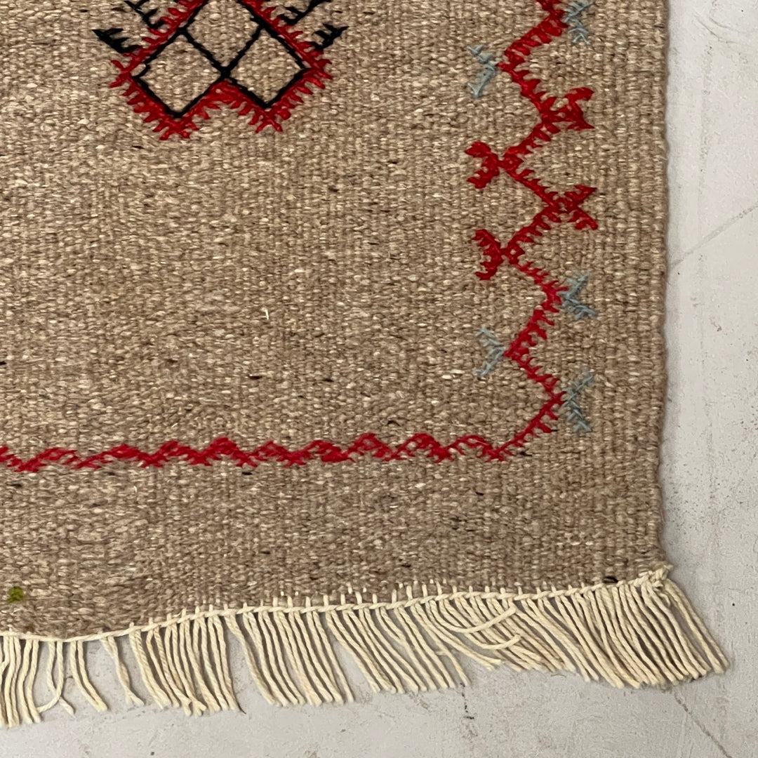 Moroccan rug with abstract motifs | Atlas No8