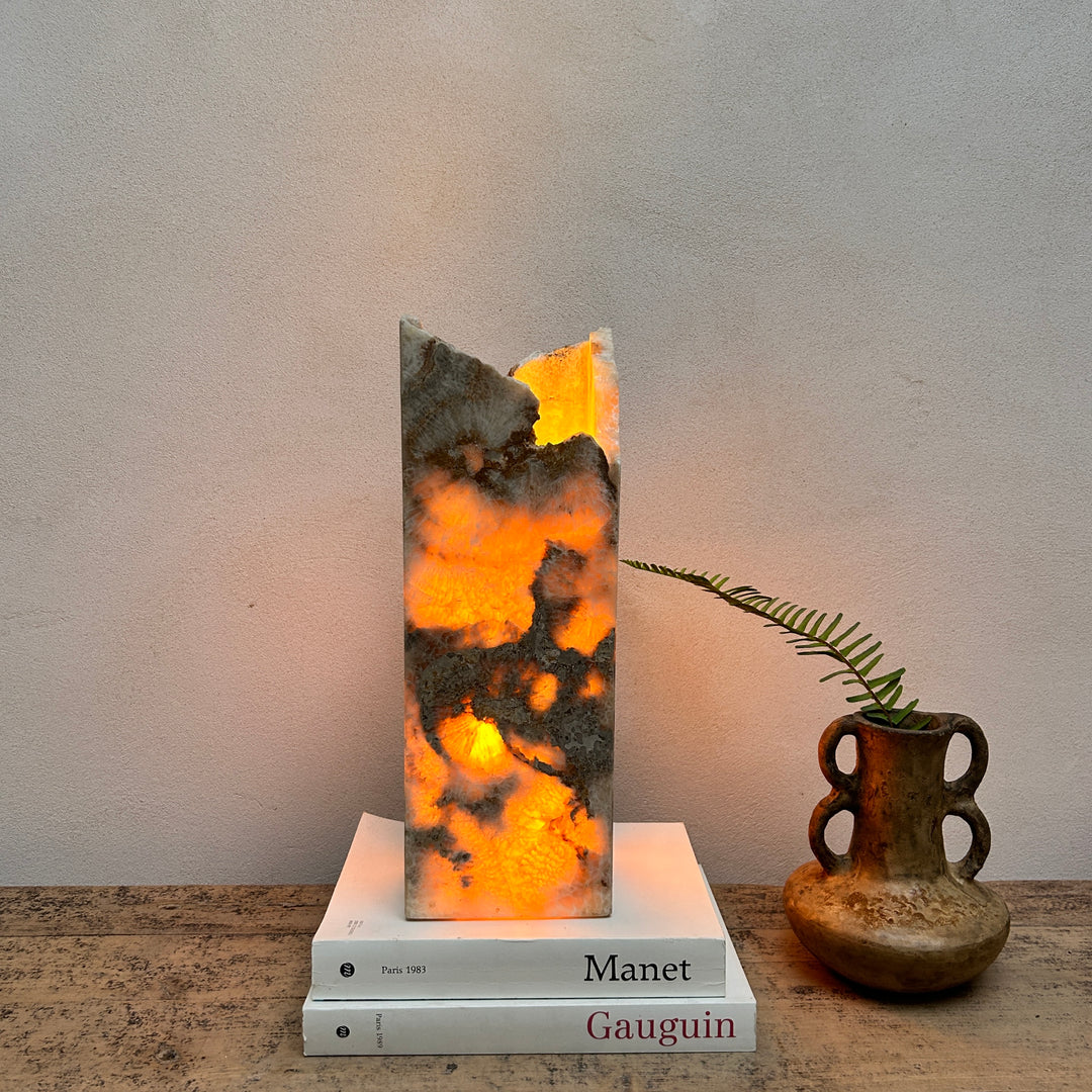 Onyx Table Light