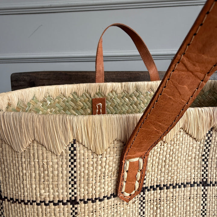 Raffia Checked Shopping Bag | Medium
