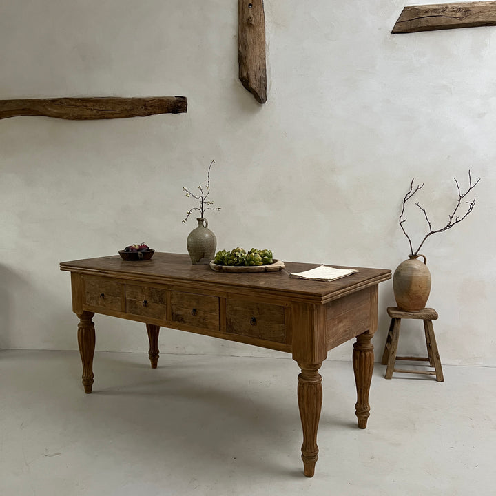 Reclaimed dark wood kitchen island / entrance hall table