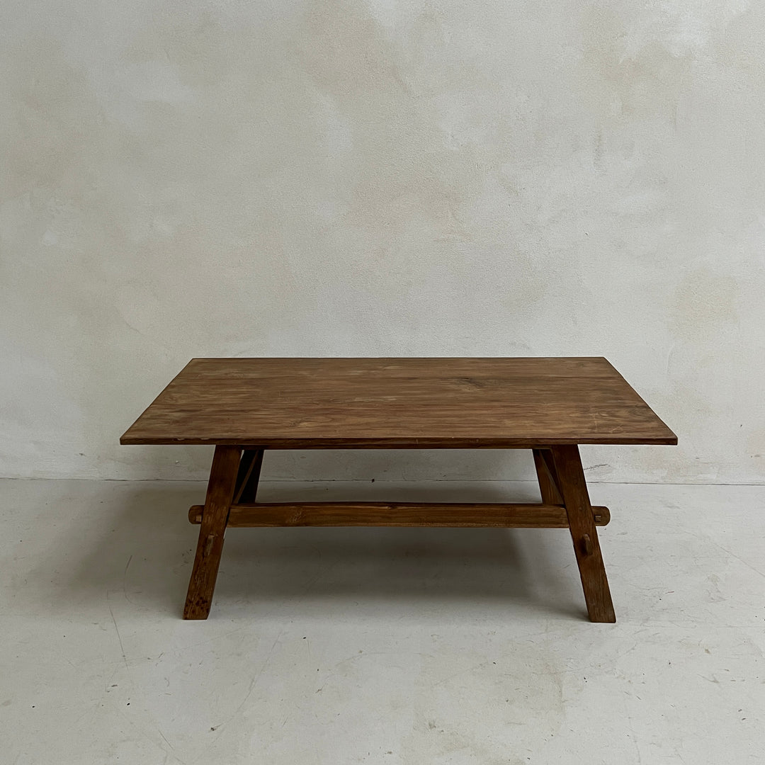 Reclaimed dark wood rustic coffee table 120x70cm