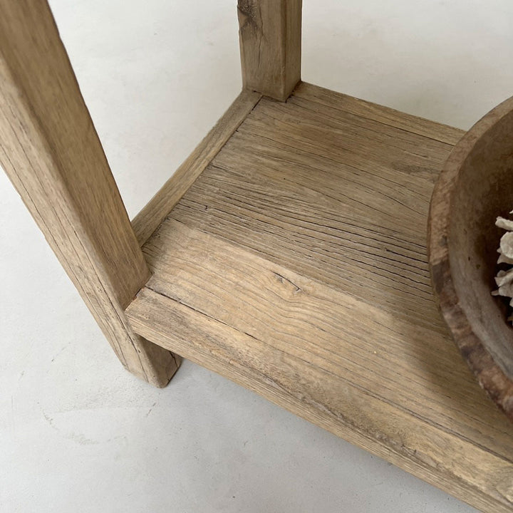 Reclaimed rustic console table | Bosbury lower shelf detail