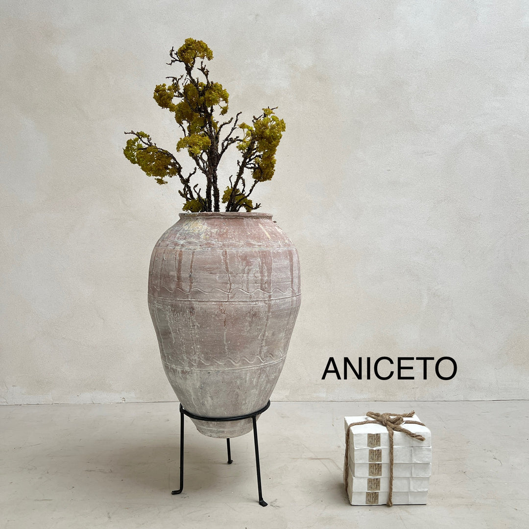 Rustic White Medium Urns