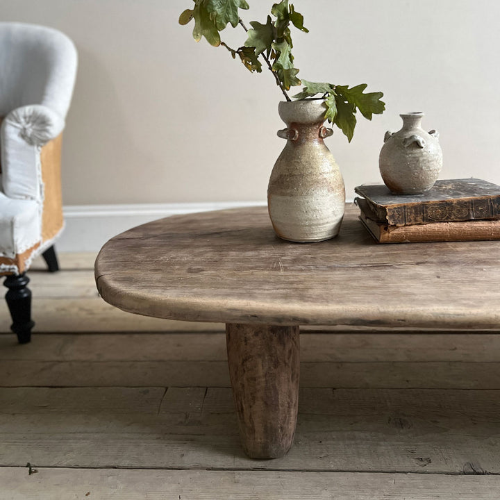 Rustic coffee table Durga leg detail