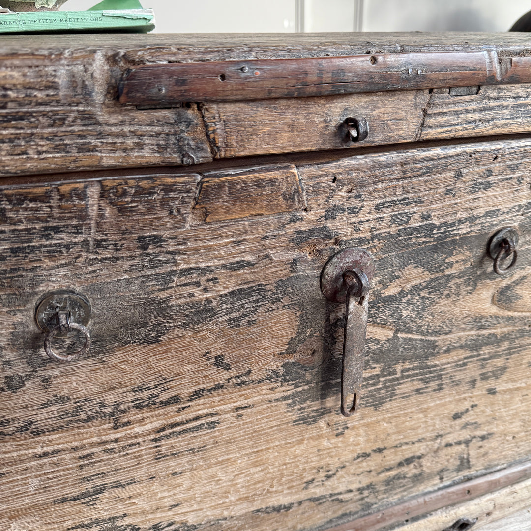 Small Antique Blanket Box | Kanji