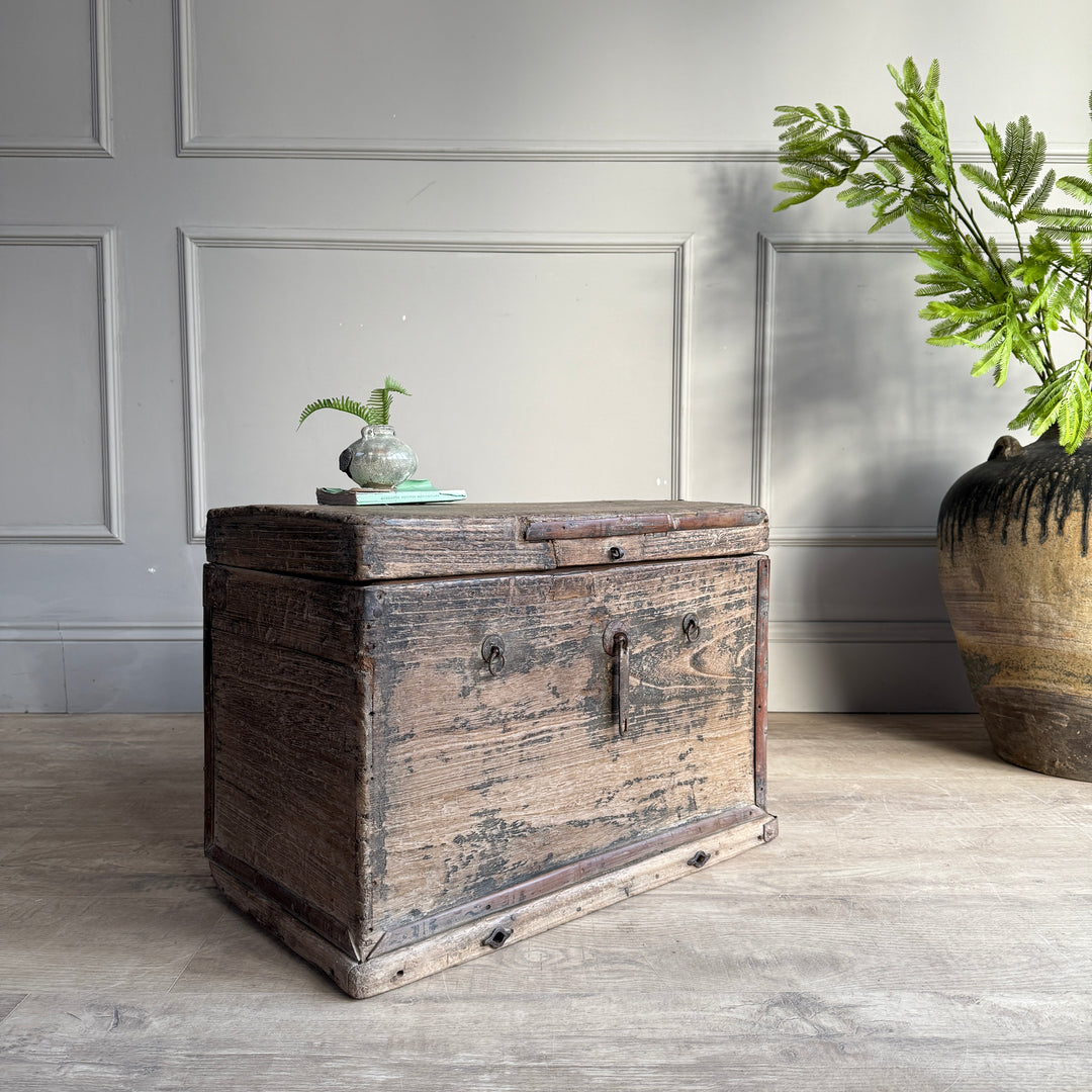 Small Antique Blanket Box | Kanji