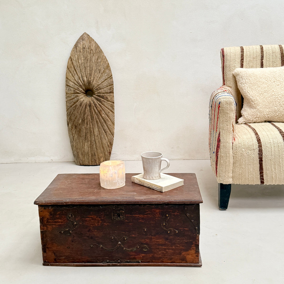 Small Antique Blanket Box | Violet 