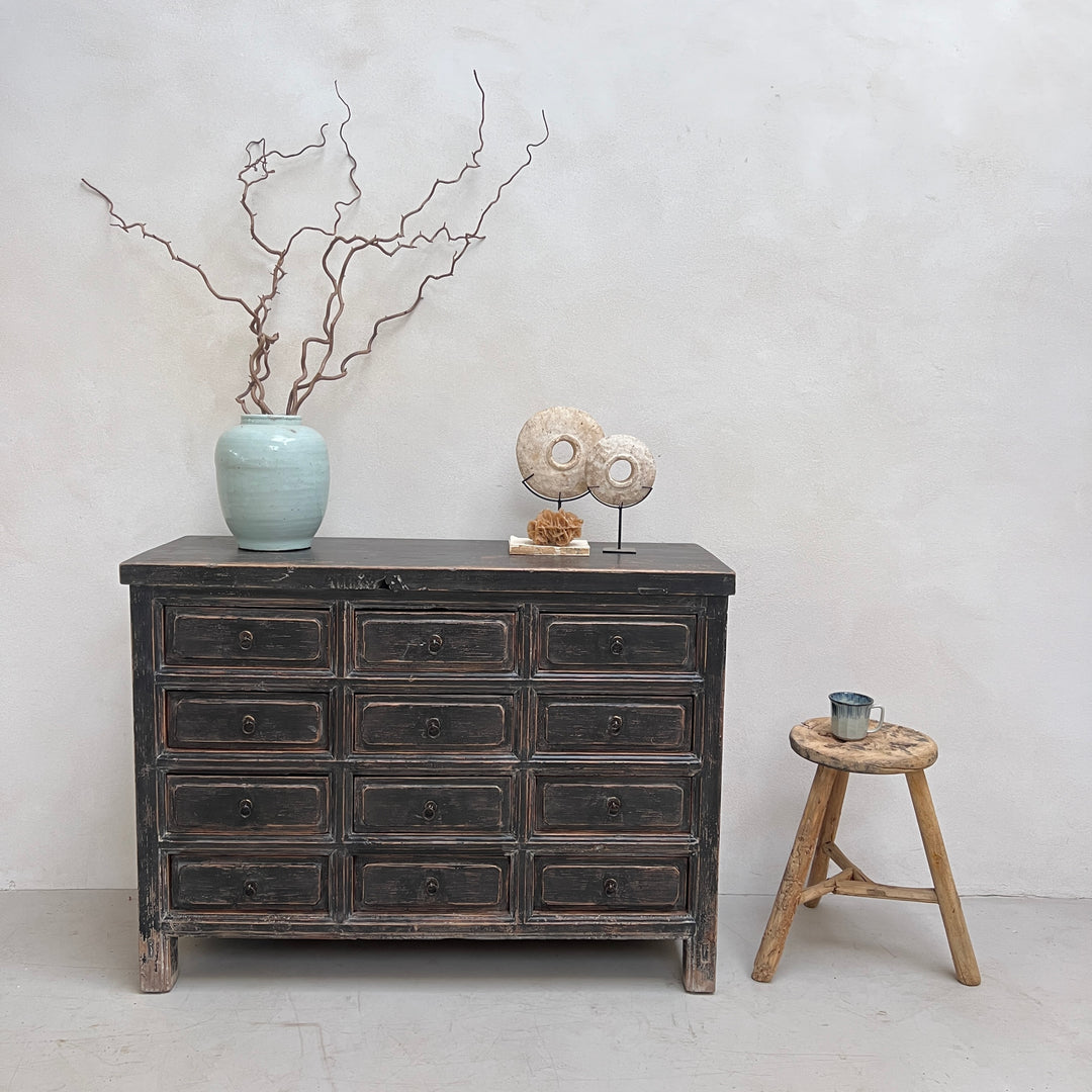 Small Antique Chest of Drawers | Smyth