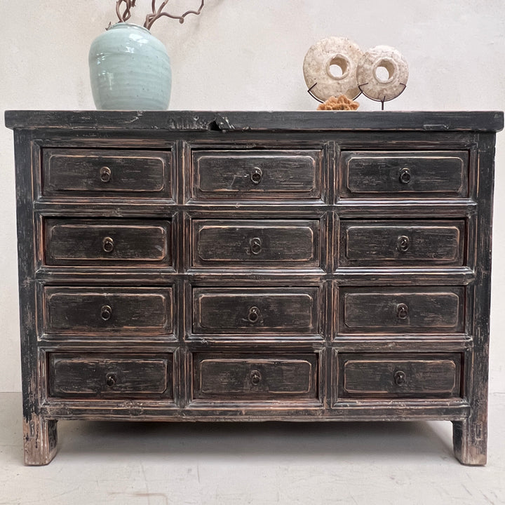 Small Antique Chest of Drawers | Smyth