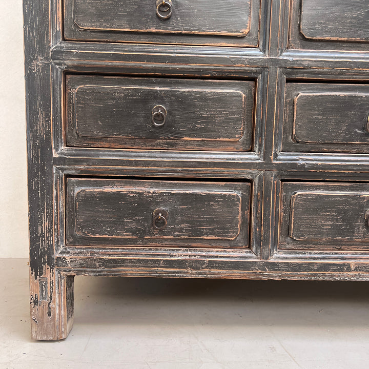 Small Antique Chest of Drawers | Smyth