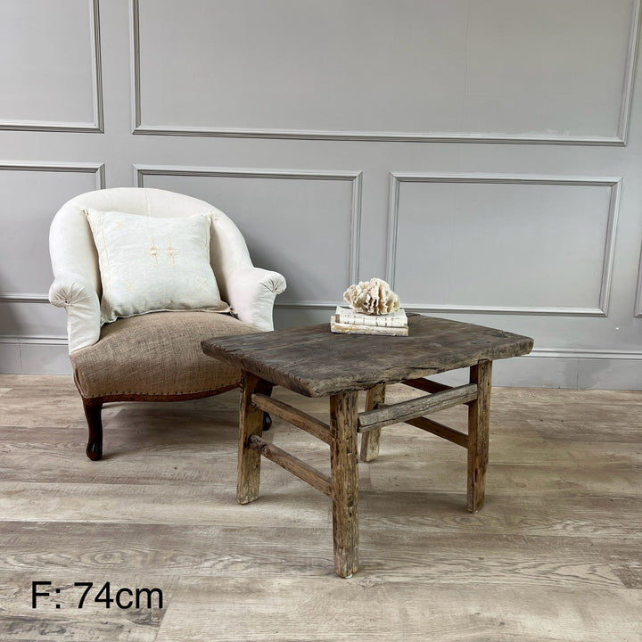 Small Antique Coffee Tables F74