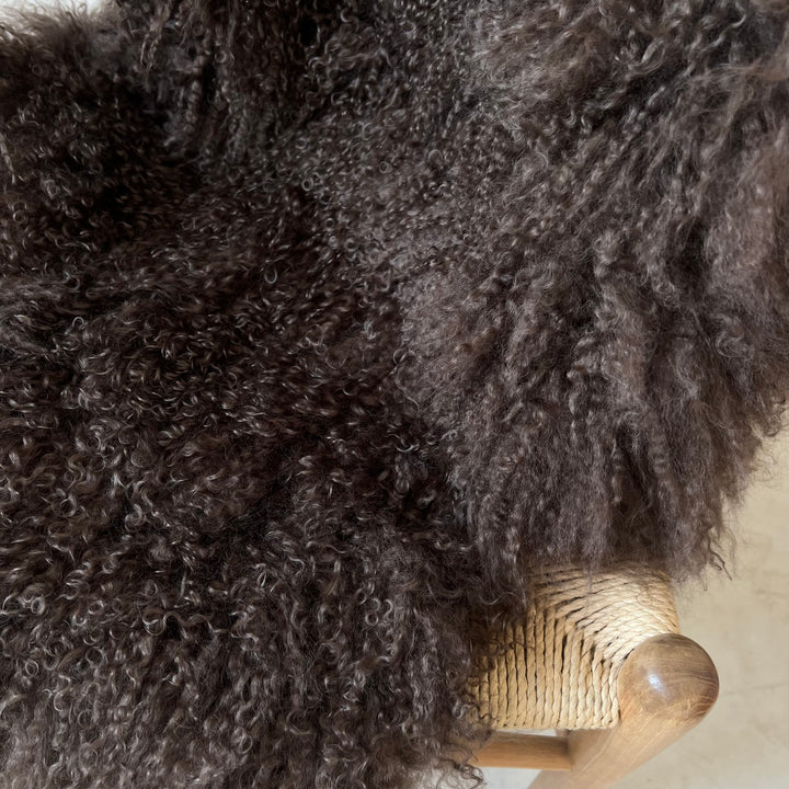 Tibetan Sheepskin Throw Rug | mocha