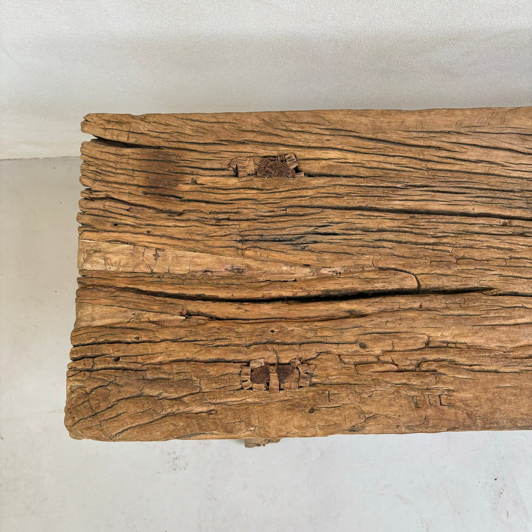 Unique antique elm bench | Sasha surface detail