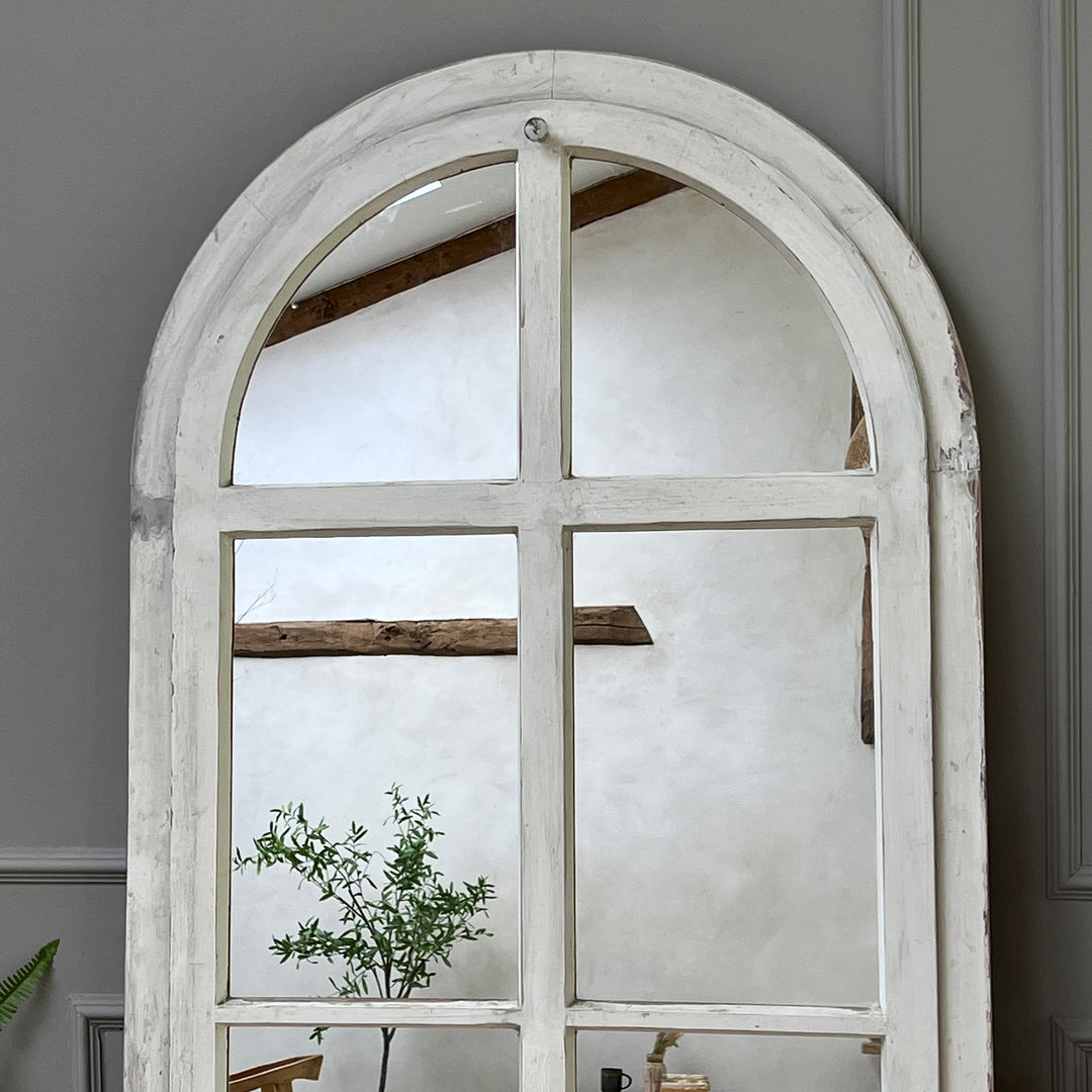 Vintage Arched Window Mirror Limeuil close up detail of arch