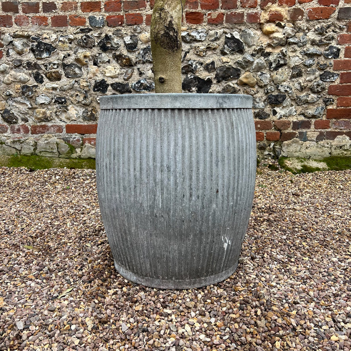 Vintage Dolly tub planter A 1