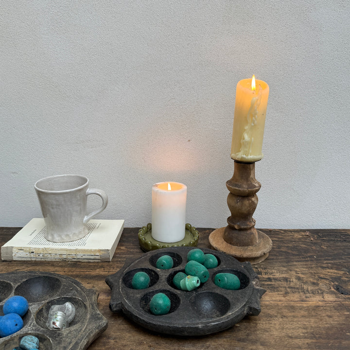 Vintage Round Stone Roti Plate