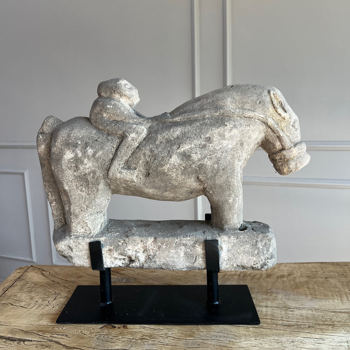 Vintage Stone Horse & Rider | Palomo c 