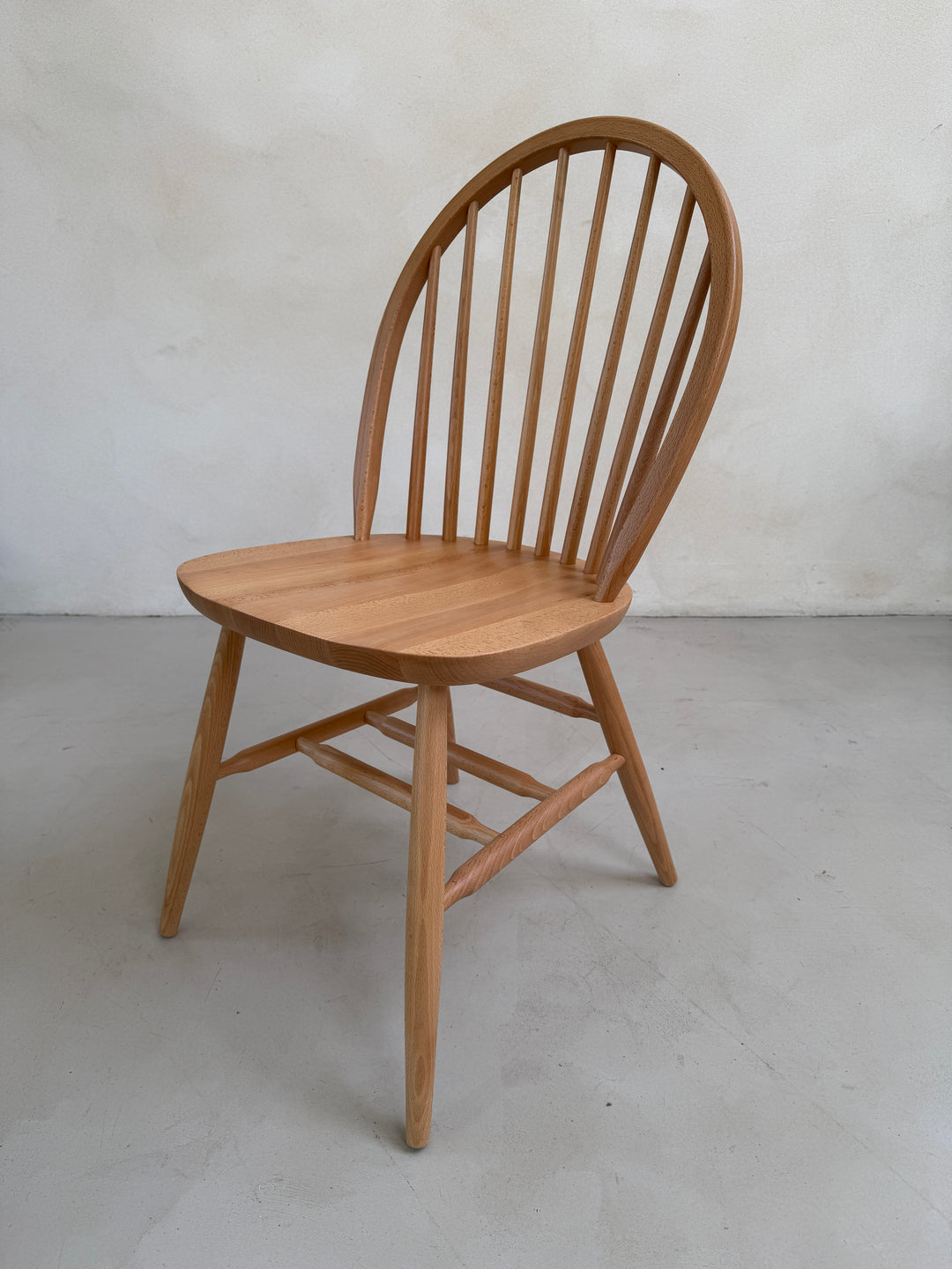 Wooden dining chair | Windsor