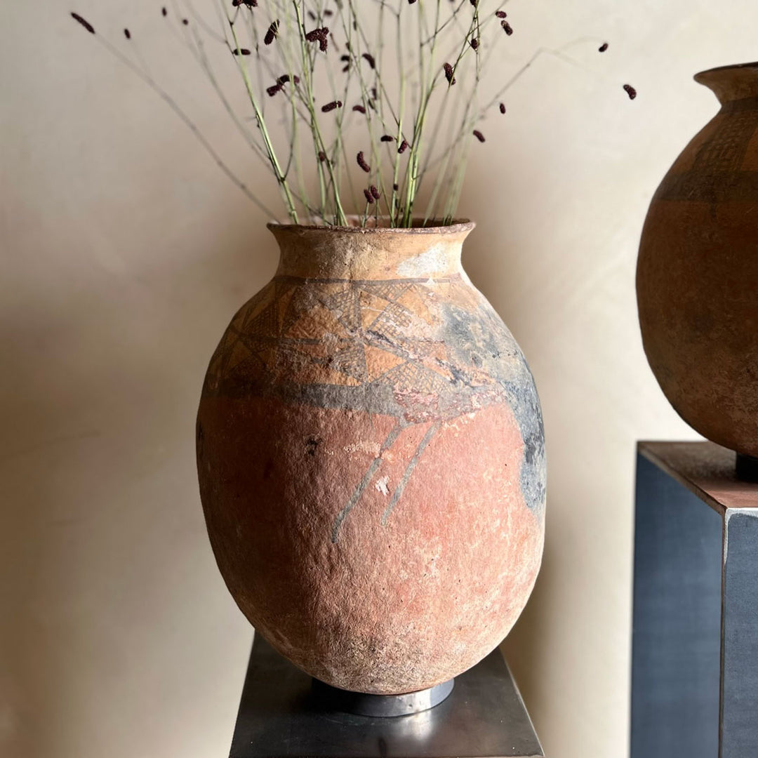 Large antqiue African urn | Amina