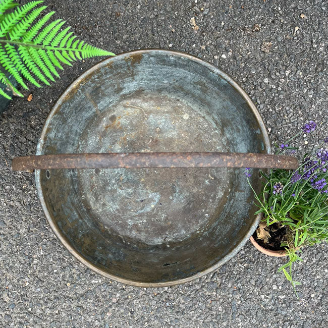 Large Round BLarge Round BLarge Round Brass Pot with Handlerass Pot with Handlerass Pot with Handle