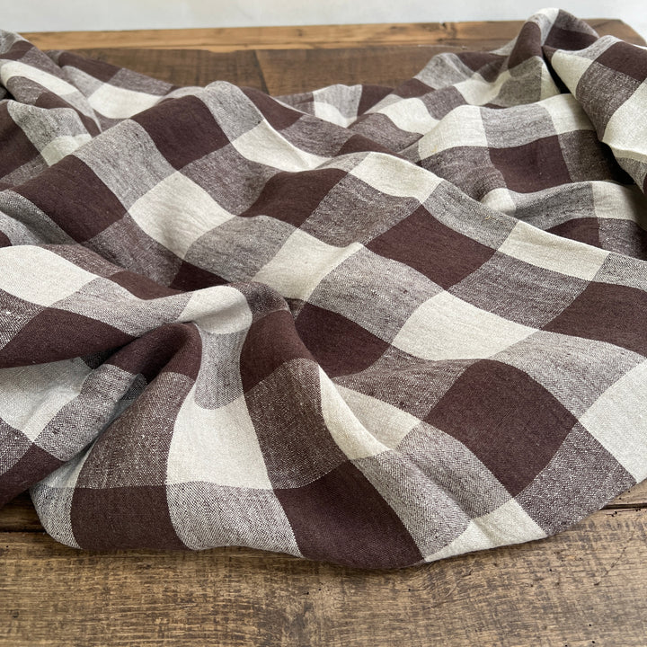 brown checked linen table cloth 3