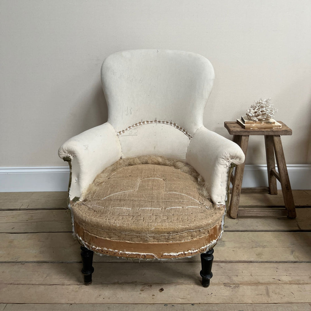 Deconstructed French antique armchair | Fernanda