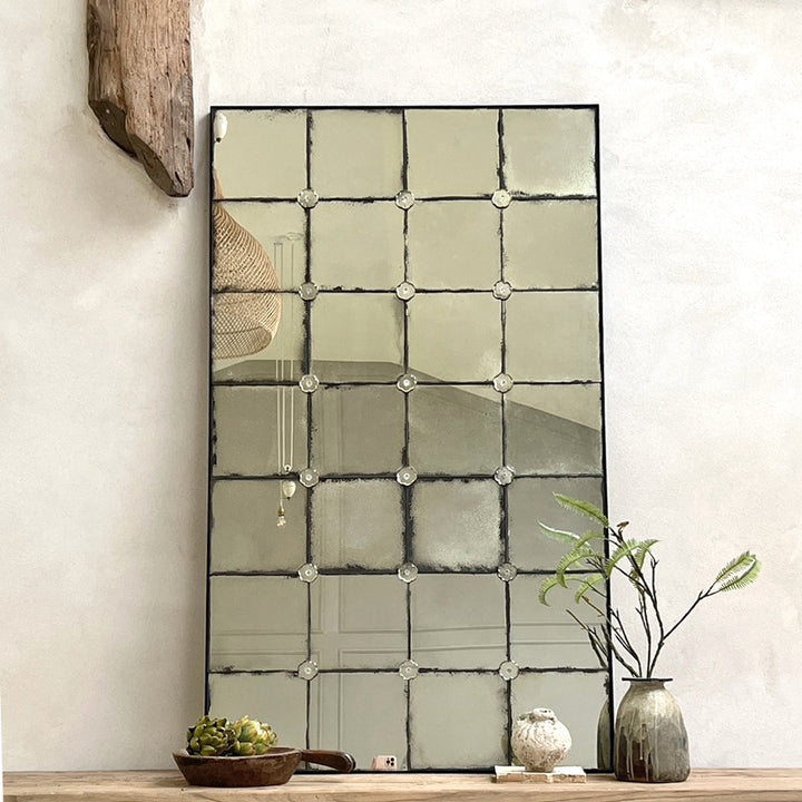 Foxed antiqued mirror Flower Detail 141x81cm | Octavia