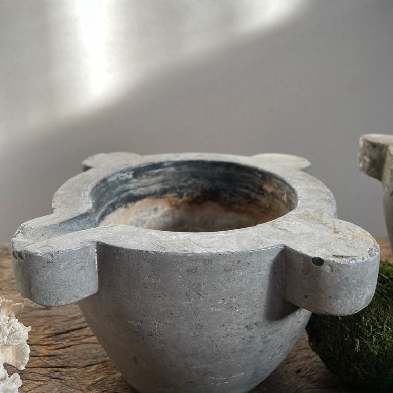 Antique marble mortar | Francois