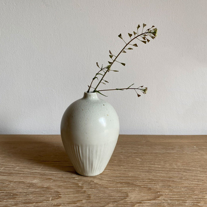 Medium ceramic vase | FreckhamMedium ceramic vase | Freckham