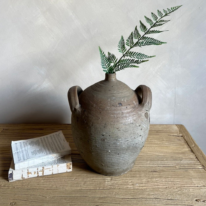 Antique French terracotta pot | Huilier