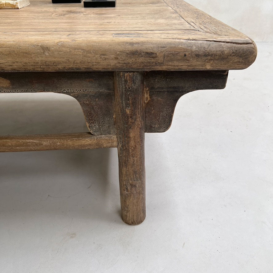 Antique Kang coffee table | Jolien