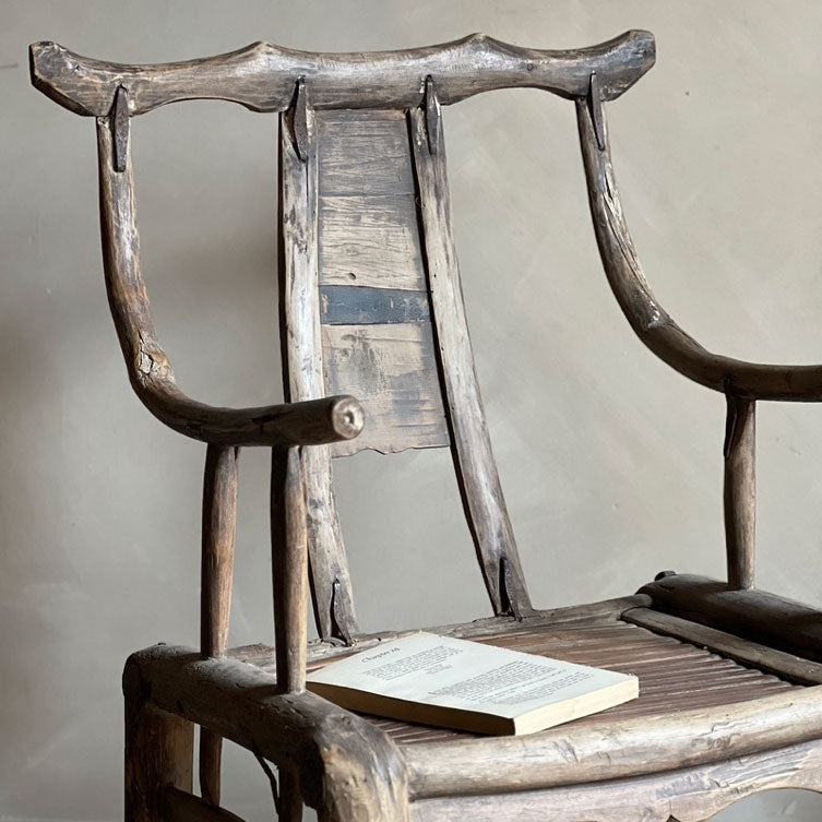 Antique officals chair | Leilani
