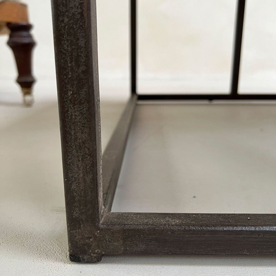 Antique door coffee table | Octavia