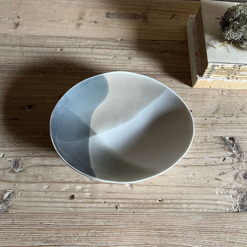Porcelain oval bowl | Ebb