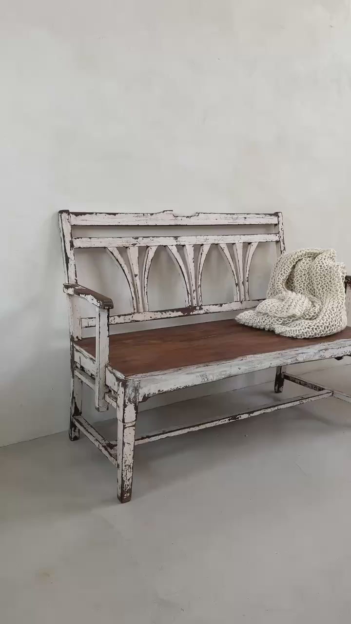 Vintage rustic wooden bench | Jessica