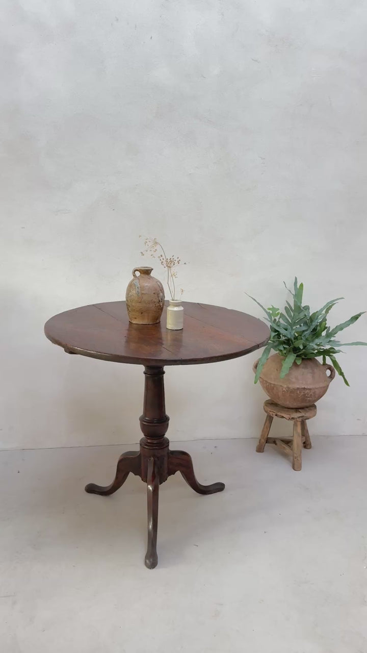 Antique English Oak Round Pedestal Side Table